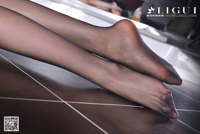 Ligui丽柜 – 2020.11.01 网络丽人 Model 可馨[63P45M]-2