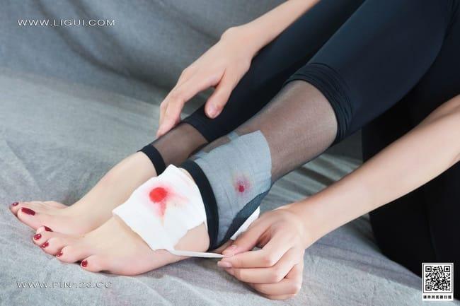 [Ligui丽柜]2022.10.10 受伤的欲足 钟情[57P/69MB]-2