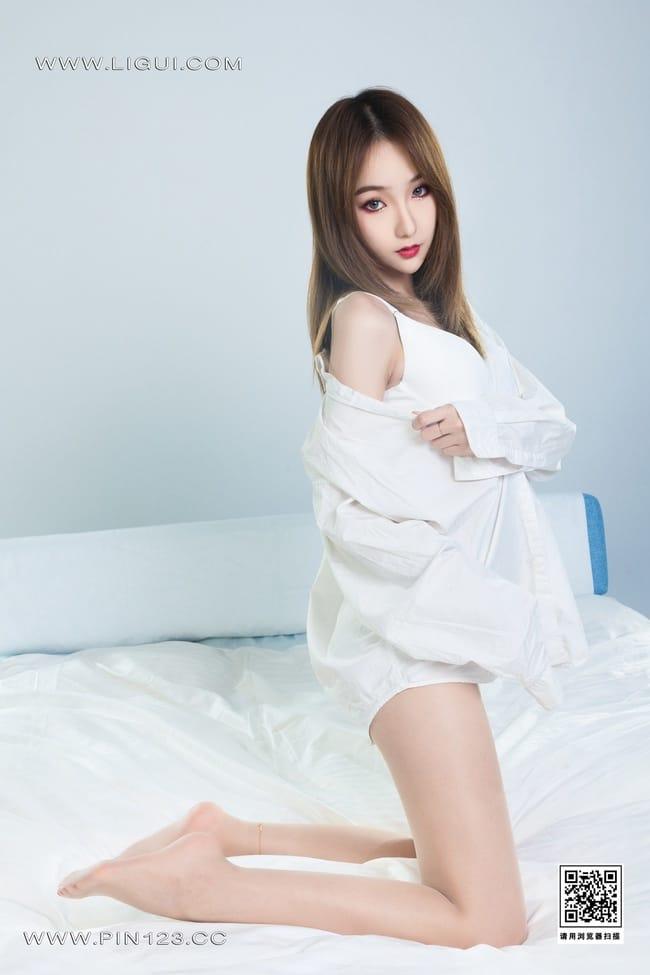 [Ligui丽柜]2022.06.13《丝欲香体》心心[69+1P/50.9MB]-1