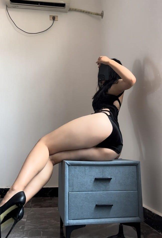 [微密圈]秋不吃鱼 –劈叉旗袍[22P-29MB]-1