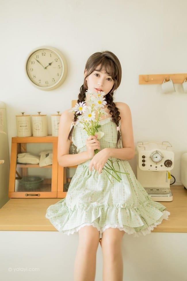 [YALAYI雅拉伊]2022.08.01 NO.958 夏日甜瓜 小亭[41+1P／377MB]-1