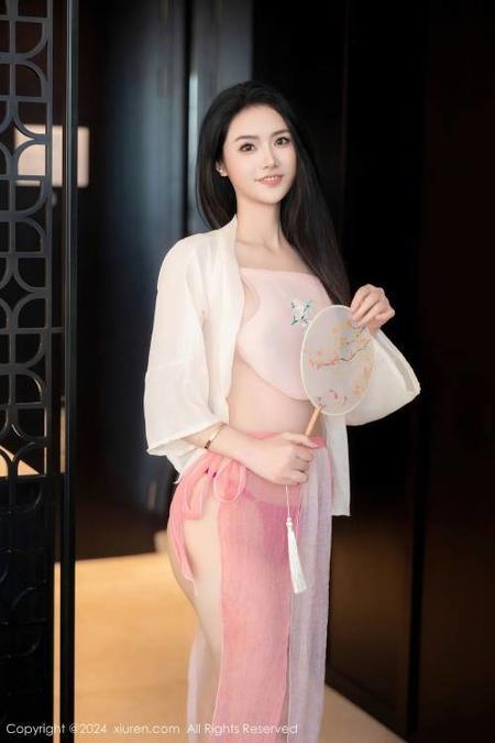 [Xiuren秀人网]2024.12.03 NO.9542 方子萱[77+1P/601MB]-2