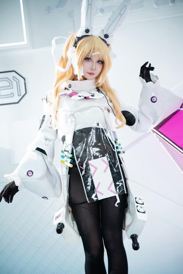 焖焖碳 – NO.037 交错战线莉普斯COS [18P-36MB]-1